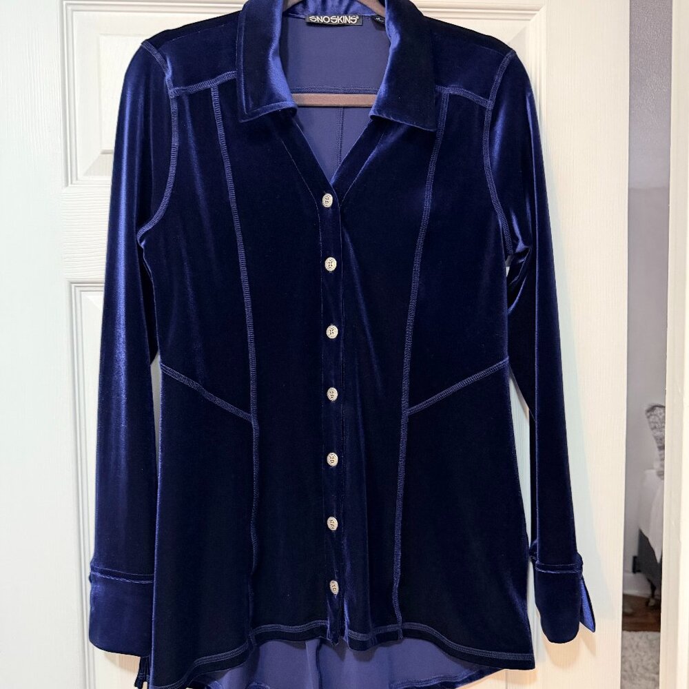 Sno Skins Blue Velvet Button Down Long Blouse/Shirt Medium